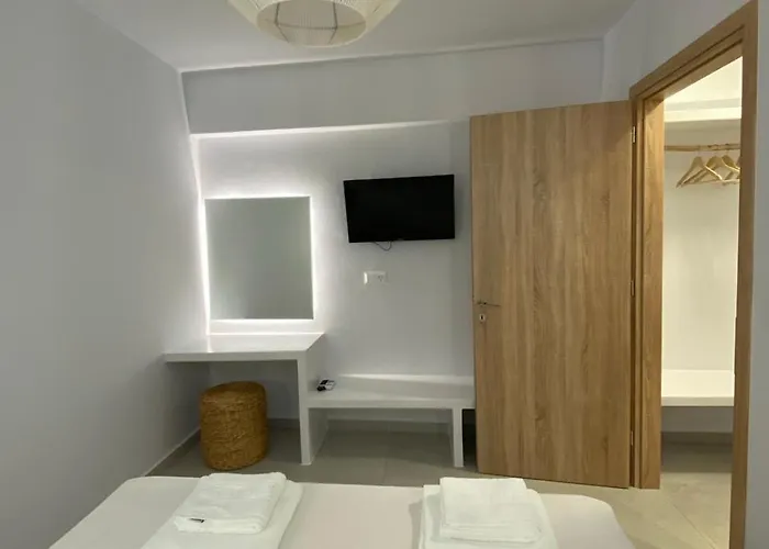 Aplomata Naxos Naxos City